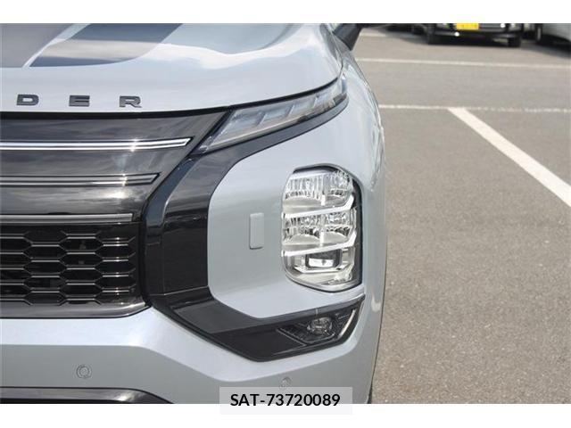 Mitsubishi OUTLANDER PHEV 2024-11 7509627-6