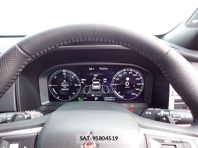 Mitsubishi OUTLANDER PHEV 2023-07 7509635-10
