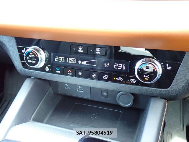 Mitsubishi OUTLANDER PHEV 2023-07 7509635-18