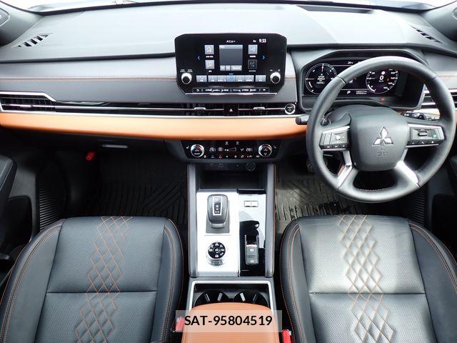 Mitsubishi OUTLANDER PHEV 2023-07 7509635-1