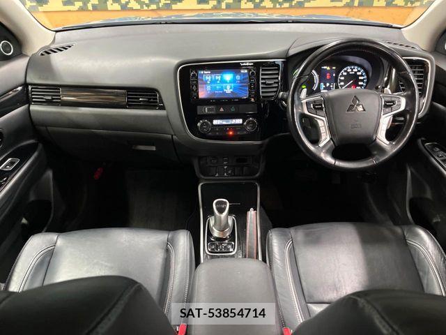 Mitsubishi OUTLANDER PHEV 2015-07 7502158-1
