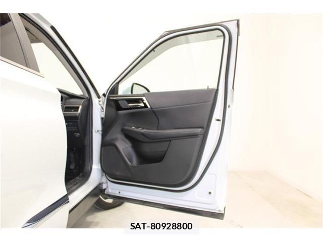 Mitsubishi OUTLANDER PHEV 2022-06 7502154-24