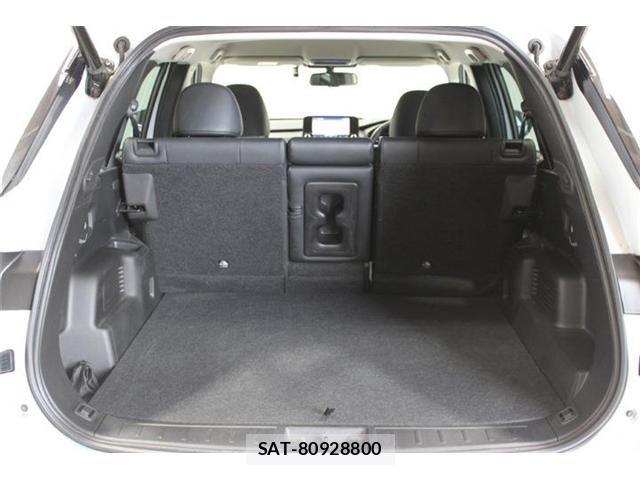 Mitsubishi OUTLANDER PHEV 2022-06 7502154-27