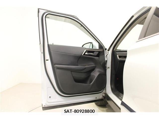 Mitsubishi OUTLANDER PHEV 2022-06 7502154-29