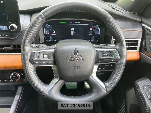 Mitsubishi OUTLANDER PHEV 2024-01 7562610-10