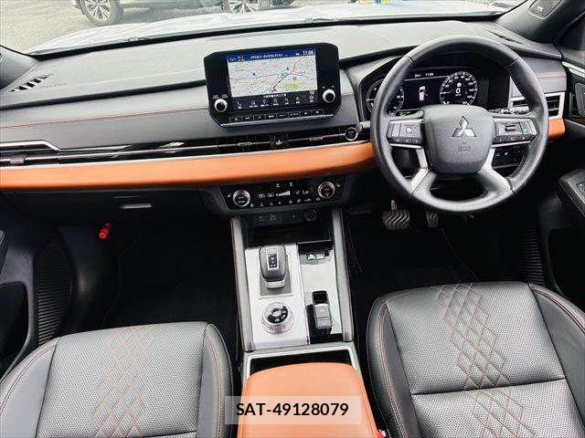 Mitsubishi OUTLANDER PHEV 2023-07 7619095-2