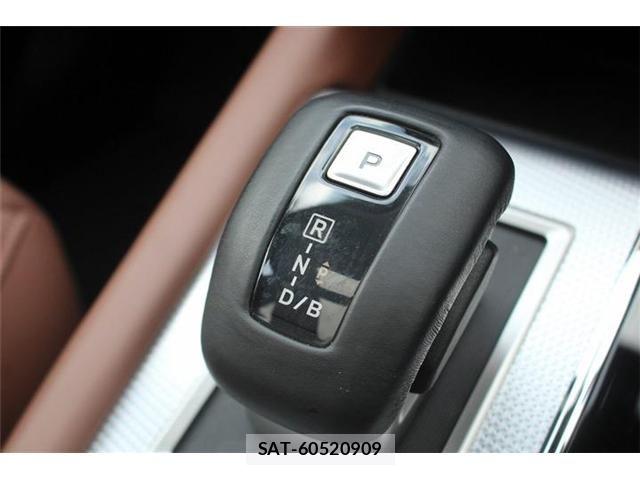 Mitsubishi OUTLANDER PHEV 2024-12 7619092-27