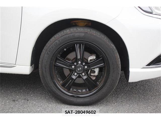 Mitsubishi OUTLANDER PHEV 2017-06 7619107-9