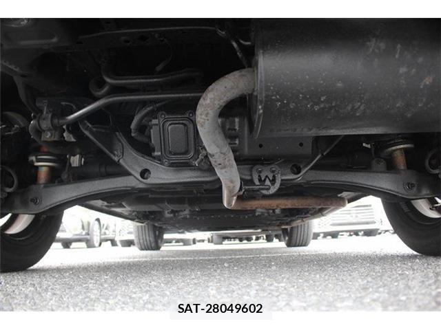 Mitsubishi OUTLANDER PHEV 2017-06 7619107-21