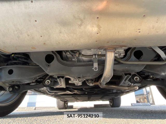 Mitsubishi OUTLANDER PHEV 2023-12 7619096-18