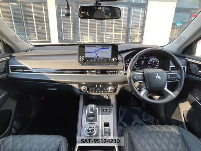 Mitsubishi OUTLANDER PHEV 2023-12 7619096-1