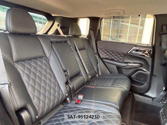 Mitsubishi OUTLANDER PHEV 2023-12 7619096-8
