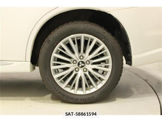 Mitsubishi OUTLANDER PHEV 2018-10 7619106-23