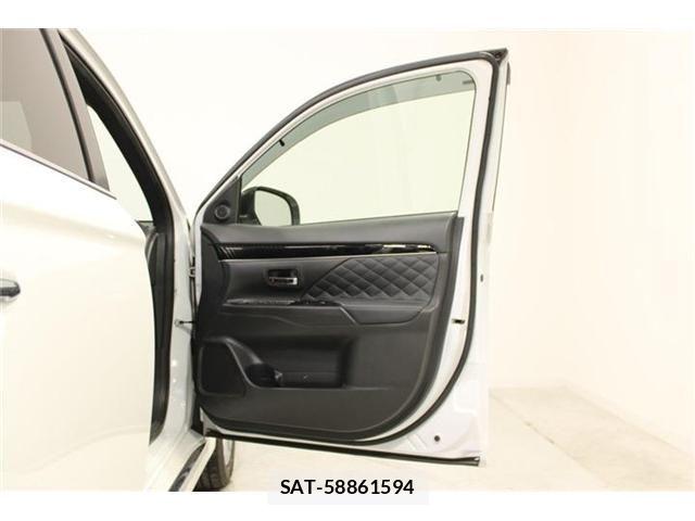 Mitsubishi OUTLANDER PHEV 2018-10 7619106-28