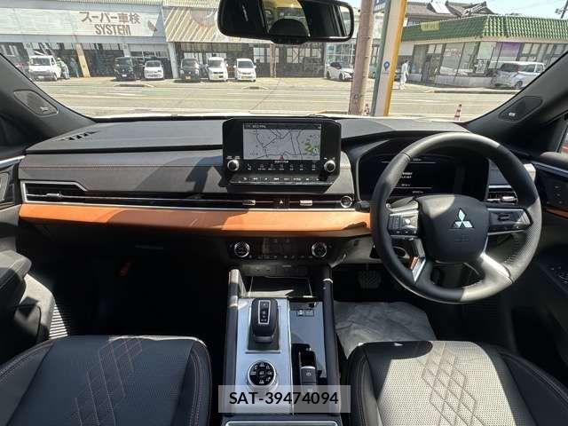 Mitsubishi OUTLANDER PHEV 2023-06 7619094-10