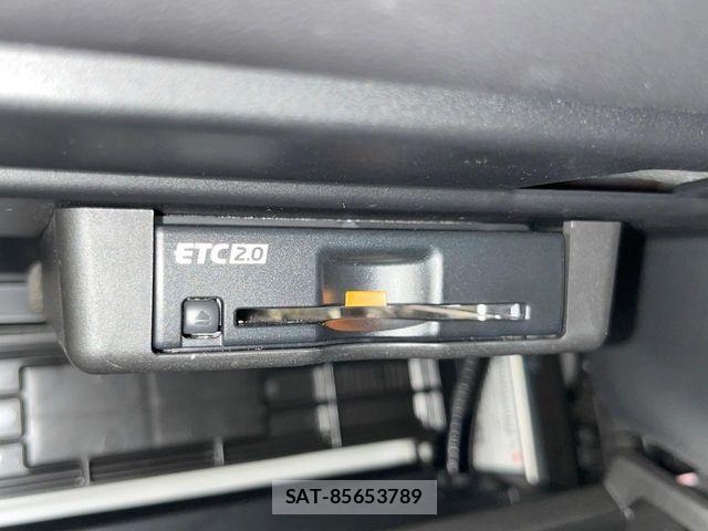 Mitsubishi OUTLANDER PHEV 2023-06 7619097-6