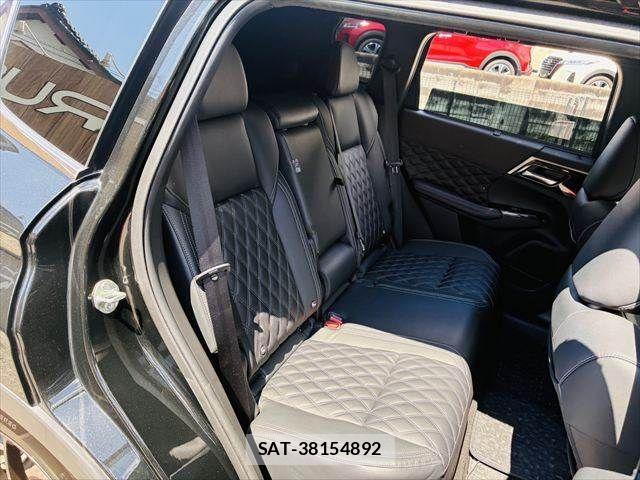 Mitsubishi OUTLANDER PHEV 2023-01 7619093-8
