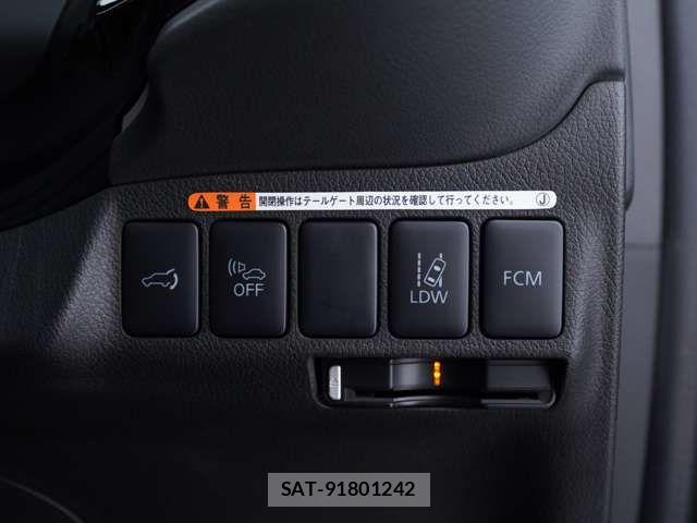 Mitsubishi OUTLANDER PHEV 2015-09 7619109-11
