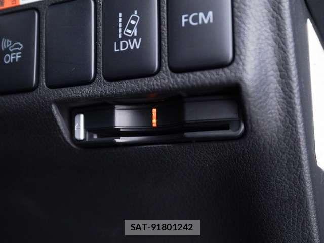 Mitsubishi OUTLANDER PHEV 2015-09 7619109-15