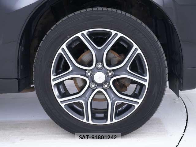 Mitsubishi OUTLANDER PHEV 2015-09 7619109-18