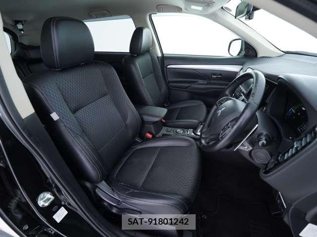 Mitsubishi OUTLANDER PHEV 2015-09 7619109-5