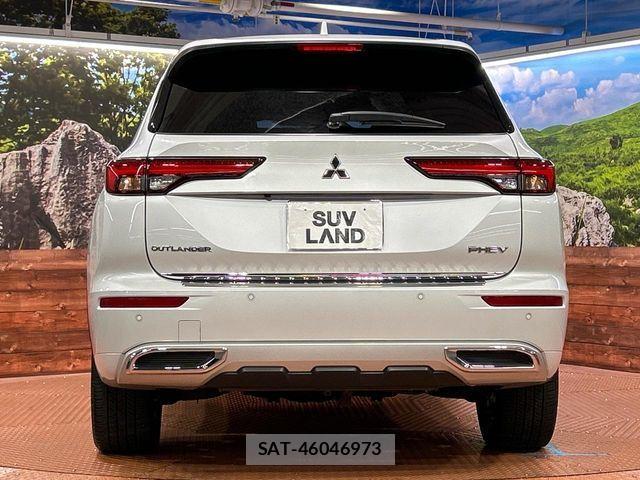 Mitsubishi OUTLANDER PHEV 2023-03 7619099-15