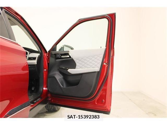 Mitsubishi OUTLANDER PHEV 2022-06 7619101-28