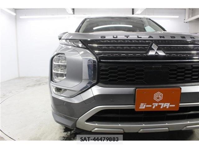 Mitsubishi OUTLANDER PHEV 2024-02 7619105-10