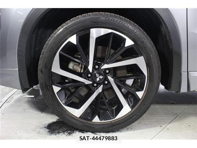 Mitsubishi OUTLANDER PHEV 2024-02 7619105-23