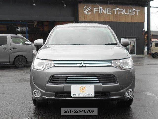 Mitsubishi OUTLANDER PHEV 2013-11 7619110-17
