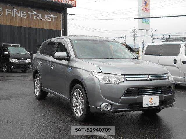 Mitsubishi OUTLANDER PHEV 2013-11 7619110-18