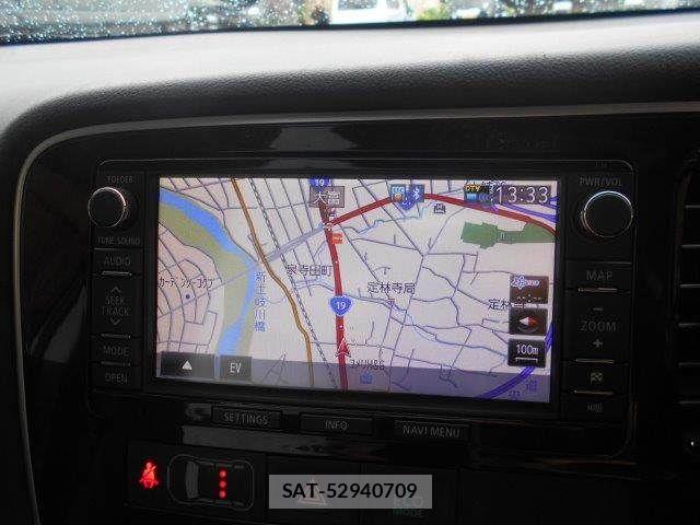 Mitsubishi OUTLANDER PHEV 2013-11 7619110-4