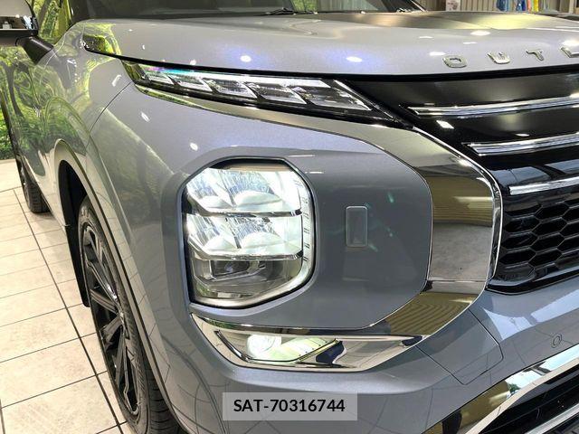 Mitsubishi OUTLANDER PHEV 2024-11 7726992-12