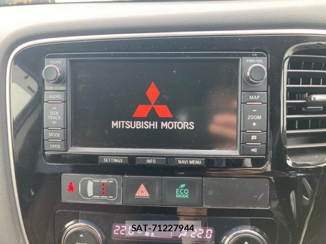 Mitsubishi OUTLANDER PHEV 2013-12 7727024-15