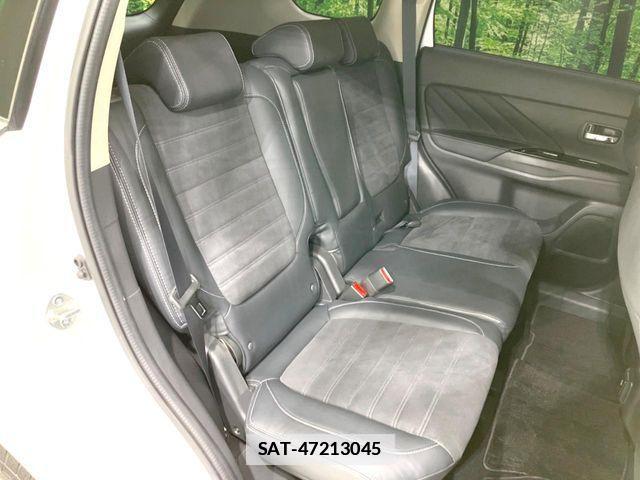 Mitsubishi OUTLANDER PHEV 2018-07 7727014-8