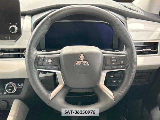 Mitsubishi OUTLANDER PHEV 2023-01 7726991-11
