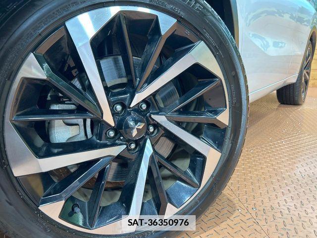 Mitsubishi OUTLANDER PHEV 2023-01 7726991-13