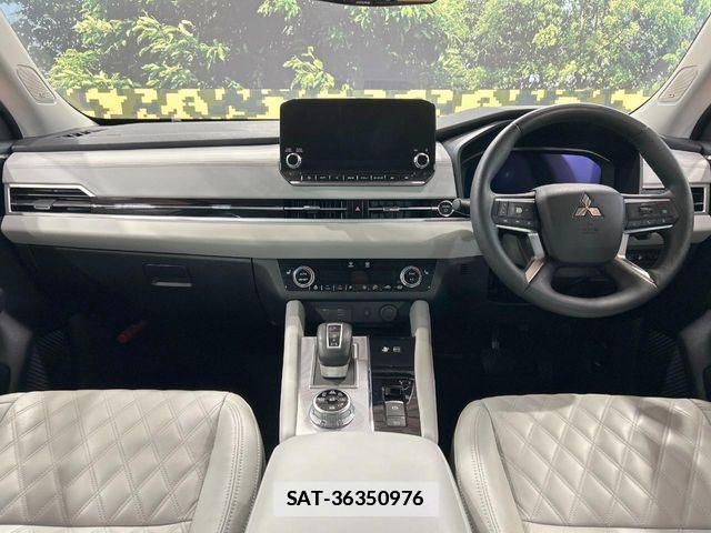 Mitsubishi OUTLANDER PHEV 2023-01 7726991-1