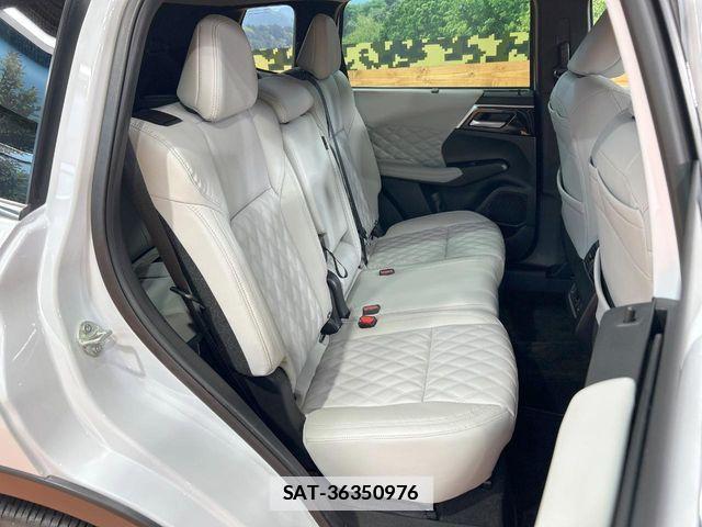 Mitsubishi OUTLANDER PHEV 2023-01 7726991-8