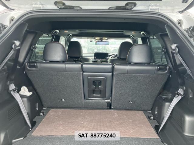 Mitsubishi OUTLANDER PHEV 2023-01 7726997-12