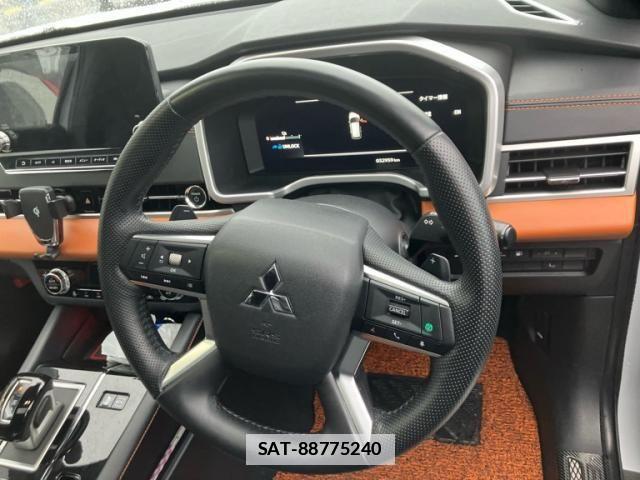 Mitsubishi OUTLANDER PHEV 2023-01 7726997-19