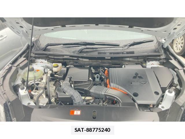 Mitsubishi OUTLANDER PHEV 2023-01 7726997-29