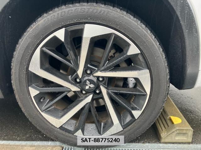 Mitsubishi OUTLANDER PHEV 2023-01 7726997-8