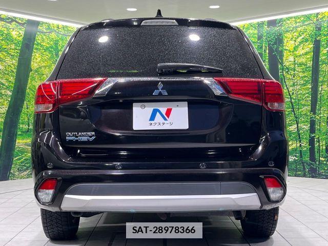 Mitsubishi OUTLANDER PHEV 2016-11 7727019-14