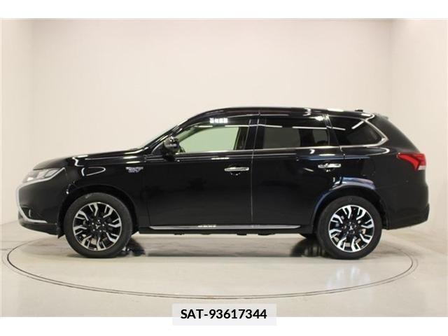 Mitsubishi OUTLANDER PHEV 2016-02 7727023-9