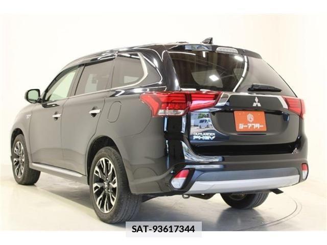 Mitsubishi OUTLANDER PHEV 2016-02 7727023-10
