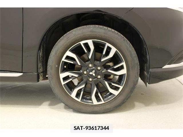Mitsubishi OUTLANDER PHEV 2016-02 7727023-22