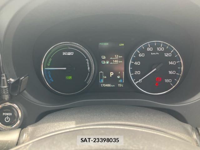 Mitsubishi OUTLANDER PHEV 2015-07 7788072-11