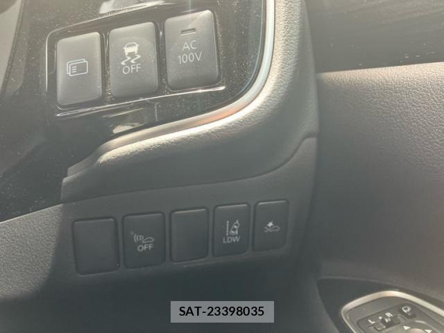 Mitsubishi OUTLANDER PHEV 2015-07 7788072-12
