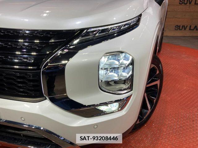 Mitsubishi OUTLANDER PHEV 2022-03 7788079-11